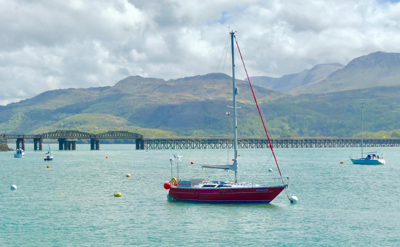 Oceandrive Bed and Breakfast Barmouth Exteriör bild